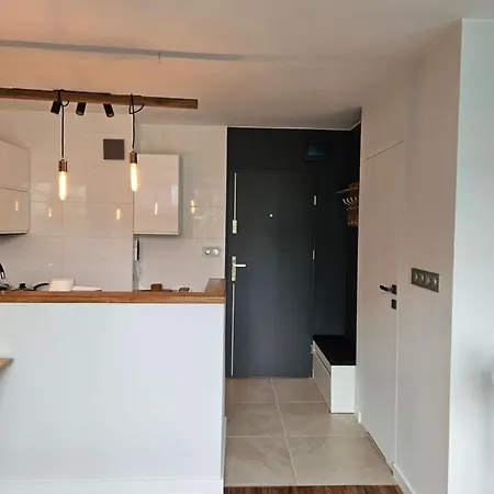 Graniczna 4 -
